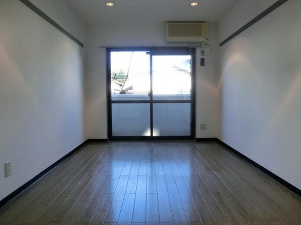 スピティ落合の物件内観写真